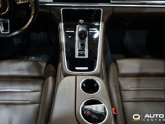 2019 Porsche Panamera Turbo S E-Hybrid Sport Turismo AWD - 22974762 - 28