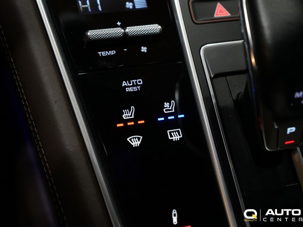 2019 Porsche Panamera Turbo S E-Hybrid Sport Turismo AWD - 22974762 - 34