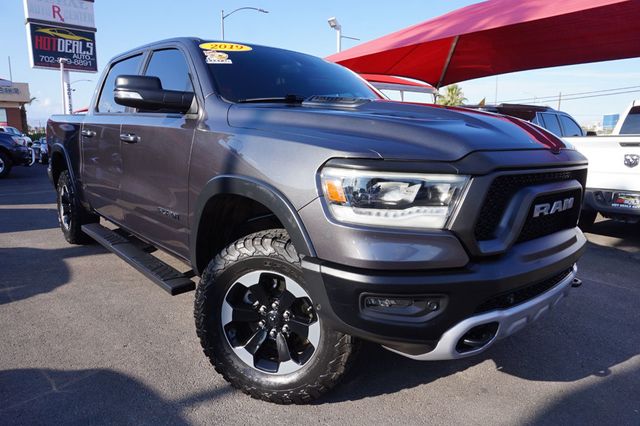 2019 Ram 1500 4WD, HEMI 5.7, REBEL, BACKUP CAMERA, PREMIUM WHEELS,CLEAN CARFAX - 23056321 - 1