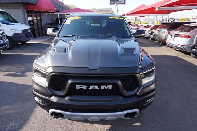 2019 Ram 1500 4WD, HEMI 5.7, REBEL, BACKUP CAMERA, PREMIUM WHEELS,CLEAN CARFAX - 23056321 - 3