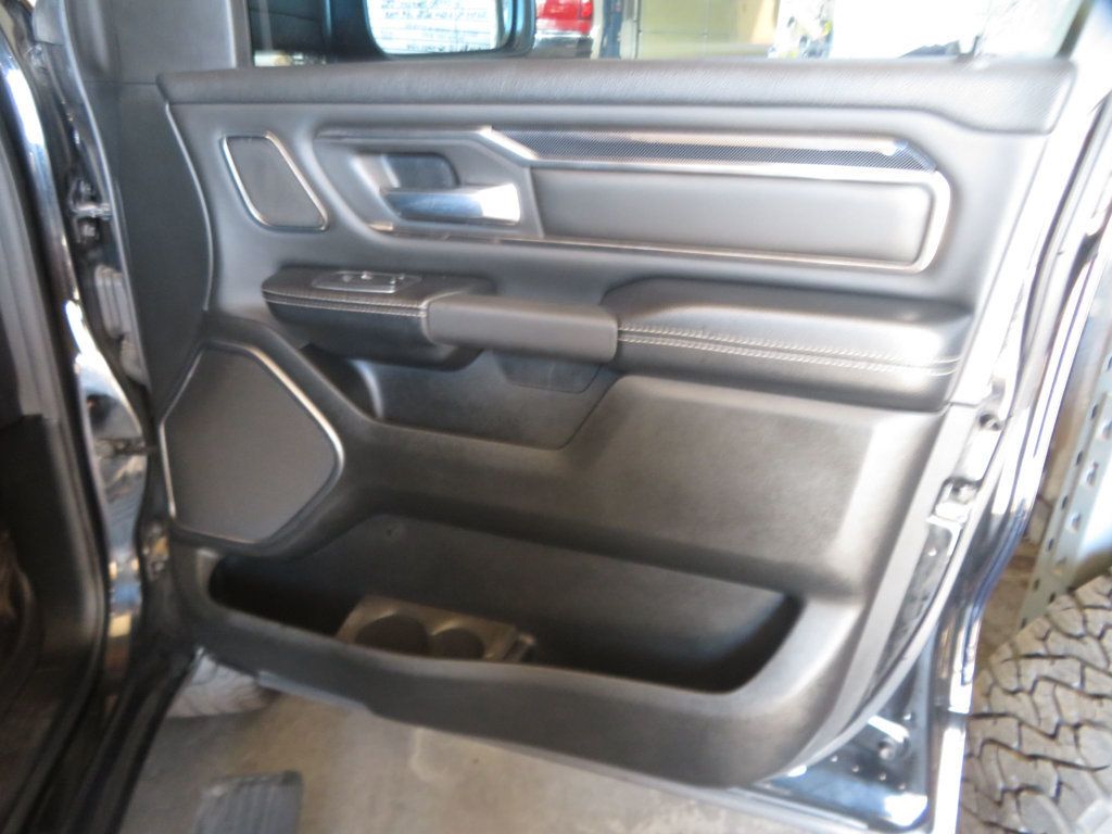 2019 Ram 1500 4X4 REBEL SPORT MOON ROOF LEATHER HEMI EXTRA CLEAN 4X4  - 23091965 - 32