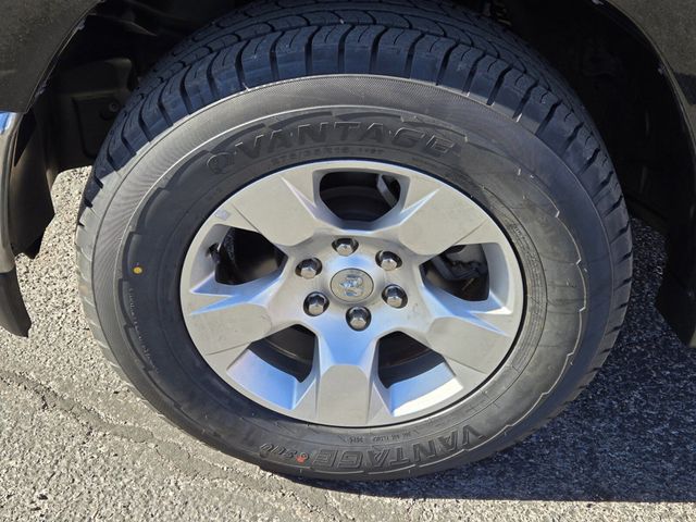 2019 Ram 1500 Big Horn 4x2 Crew Cab 5'7" Box - 22979279 - 5