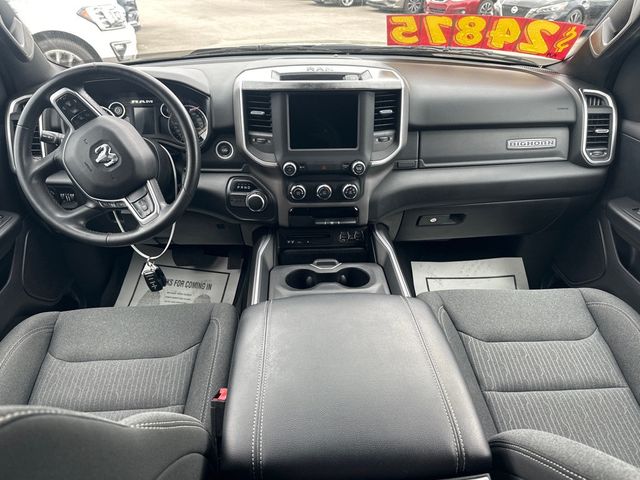 2019 Ram 1500 Big Horn 4x2 Crew Cab 5'7" Box - 22981725 - 7