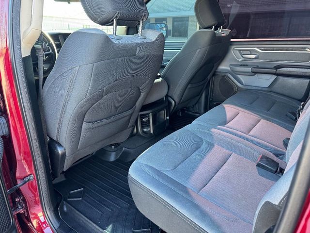 2019 Ram 1500 Big Horn 4x2 Crew Cab 5'7" Box - 22969603 - 10