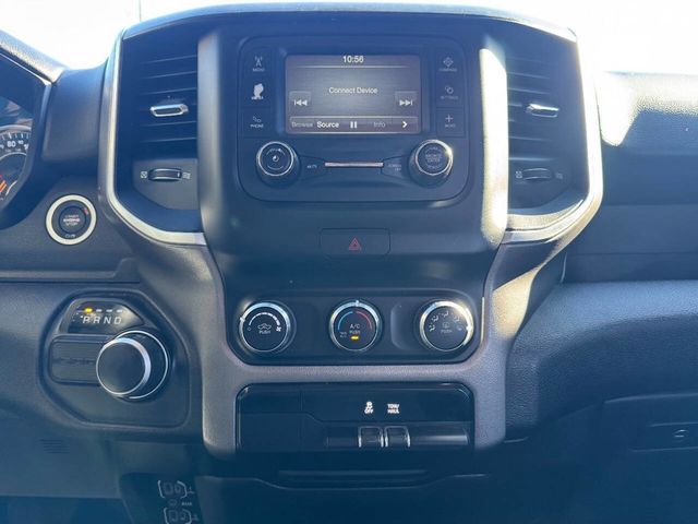 2019 Ram 1500 Big Horn 4x2 Crew Cab 5'7" Box - 22969603 - 17
