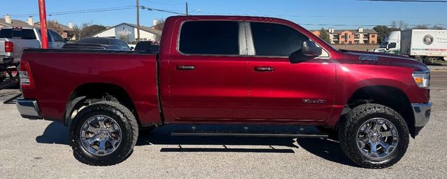 2019 Ram 1500 Big Horn 4x2 Crew Cab 5'7" Box - 22969603 - 7