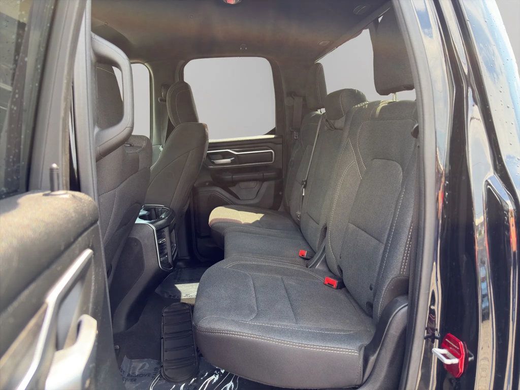 2019 Ram 1500 Big Horn 4x2 Quad Cab 6'4" Box - 23023853 - 17