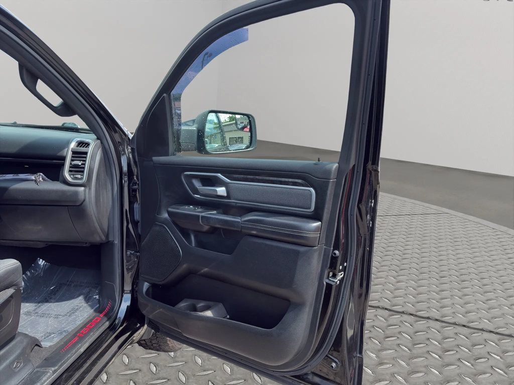 2019 Ram 1500 Big Horn 4x2 Quad Cab 6'4" Box - 23023853 - 23