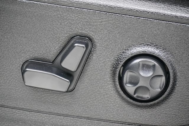2019 Ram 1500 Big Horn 4x4 Crew Cab 5'7" Box - 23010923 - 13