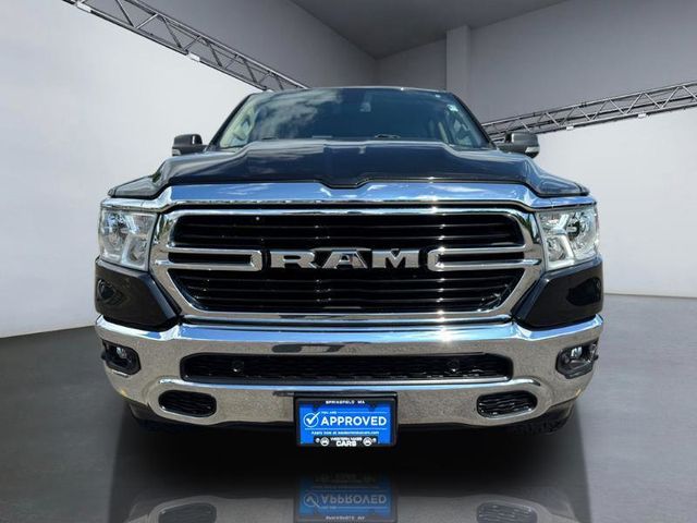 2019 Ram 1500 Big Horn 4x4 Crew Cab 5'7" Box - 23070371 - 10