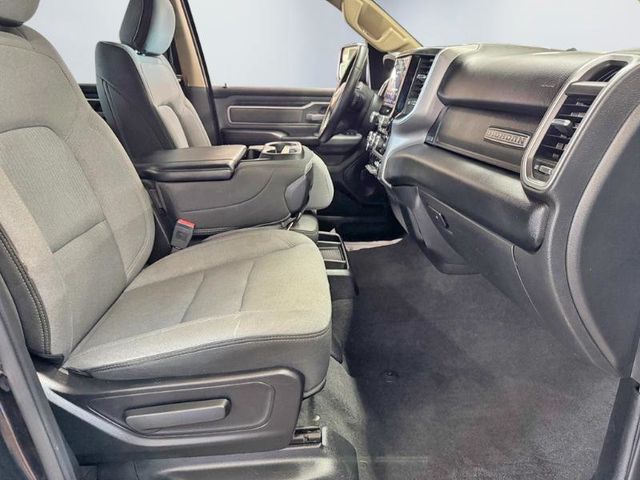 2019 Ram 1500 Big Horn 4x4 Crew Cab 5'7" Box - 23070371 - 26