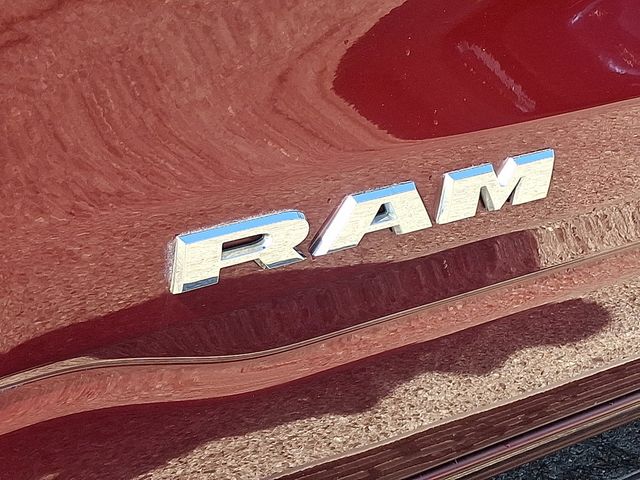 2019 Ram 1500 Big Horn 4x4 Crew Cab 5'7" Box - 22910138 - 31