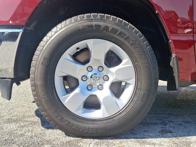 2019 Ram 1500 Big Horn 4x4 Crew Cab 5'7" Box - 22910138 - 8