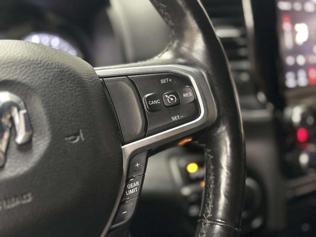 2019 Ram 1500 Big Horn 4x4 Crew Cab 5'7" Box - 22984889 - 30