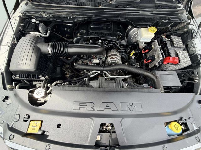 2019 Ram 1500 Big Horn 4x4 Crew Cab 5'7" Box - 23012255 - 10