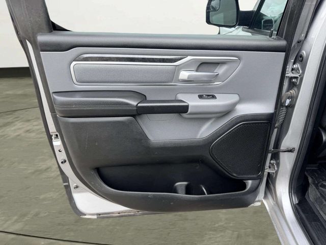 2019 Ram 1500 Big Horn 4x4 Crew Cab 5'7" Box - 23012255 - 20