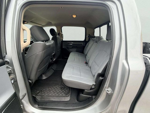 2019 Ram 1500 Big Horn 4x4 Crew Cab 5'7" Box - 23012255 - 21