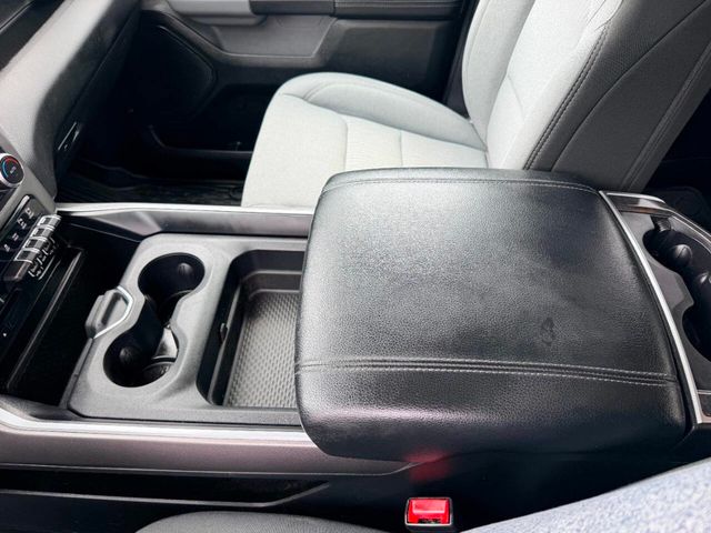 2019 Ram 1500 Big Horn 4x4 Crew Cab 5'7" Box - 23012255 - 37