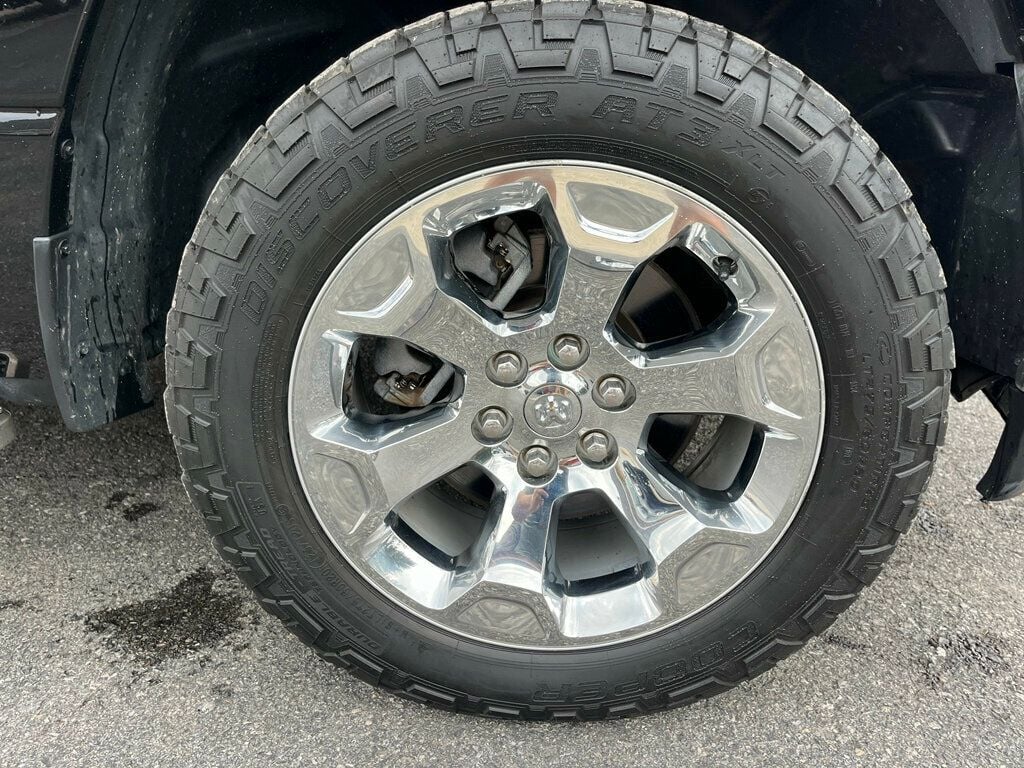 2019 Ram 1500 Big Horn 4x4 Crew Cab 5'7" Box - 23004073 - 10