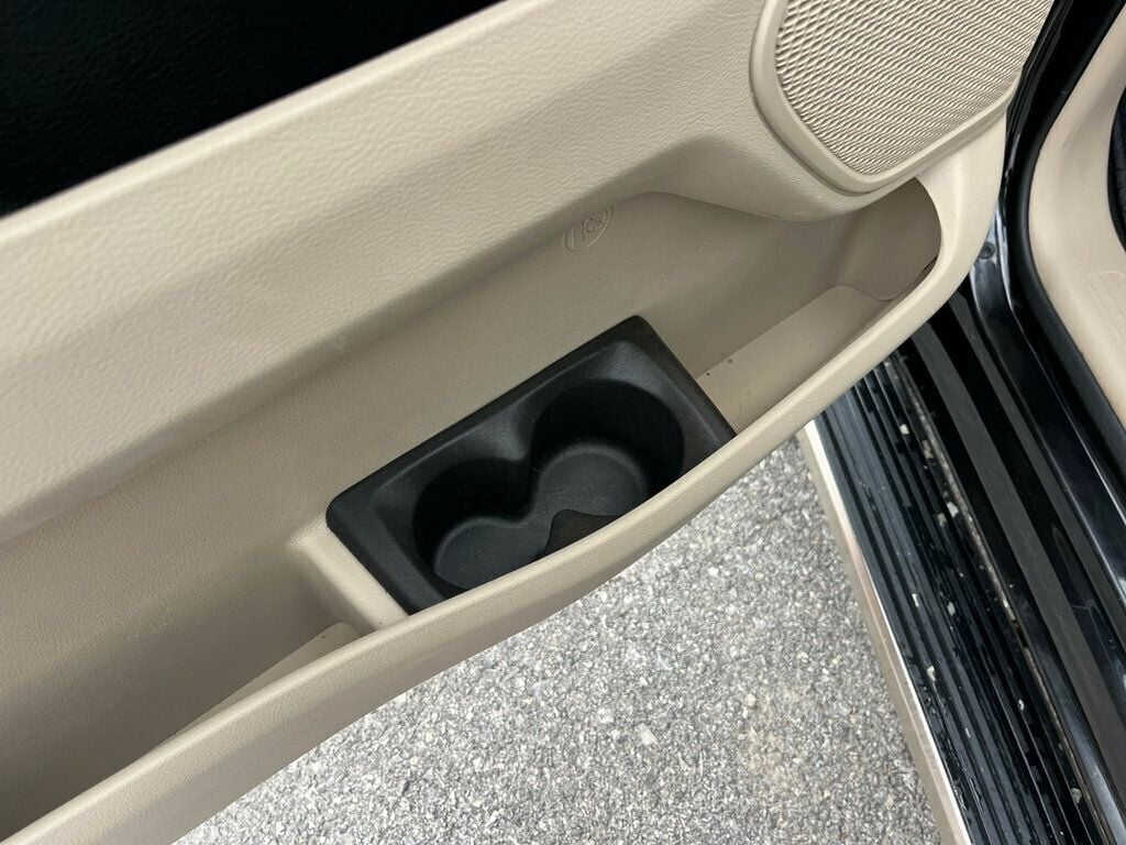 2019 Ram 1500 Big Horn 4x4 Crew Cab 5'7" Box - 23004073 - 22