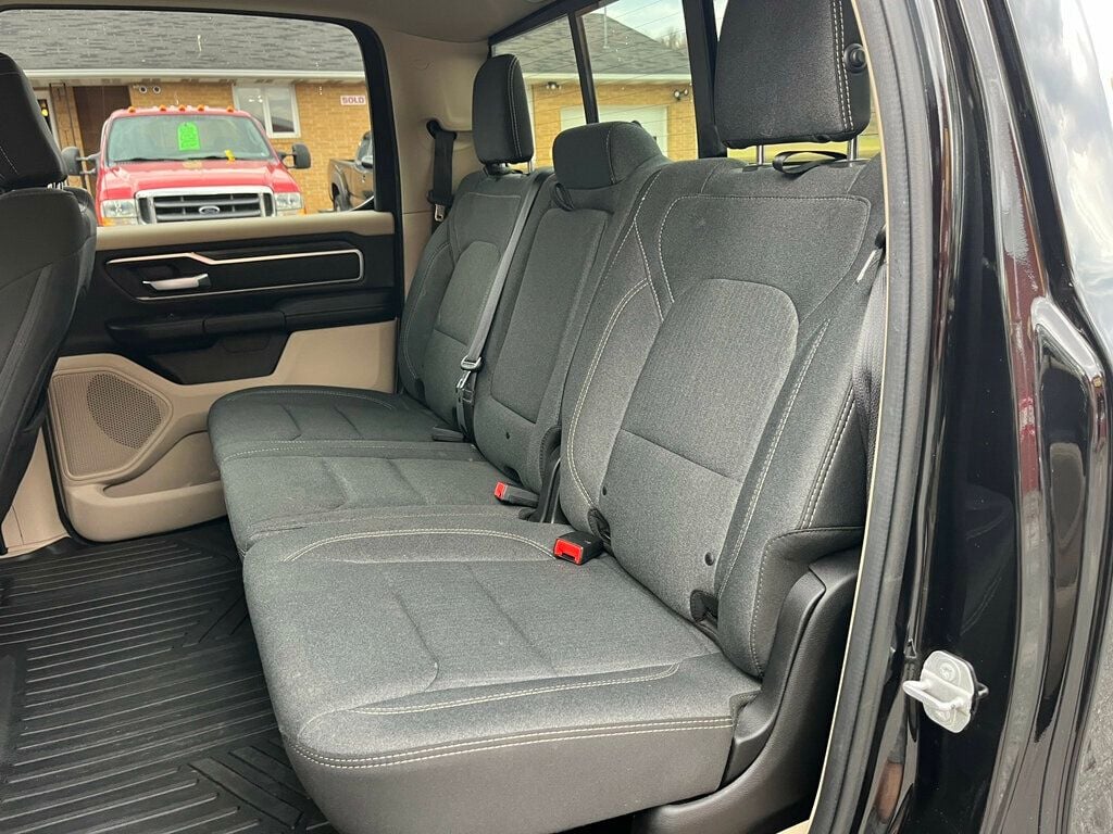 2019 Ram 1500 Big Horn 4x4 Crew Cab 5'7" Box - 23004073 - 28