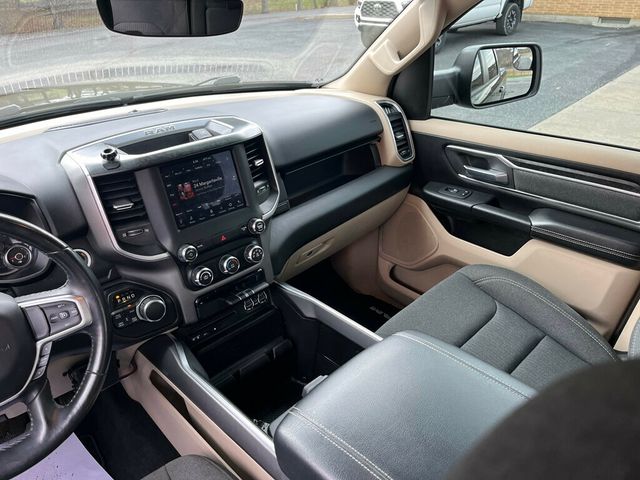 2019 Ram 1500 Big Horn 4x4 Crew Cab 5'7" Box - 23004073 - 34