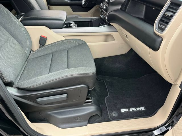 2019 Ram 1500 Big Horn 4x4 Crew Cab 5'7" Box - 23004073 - 44