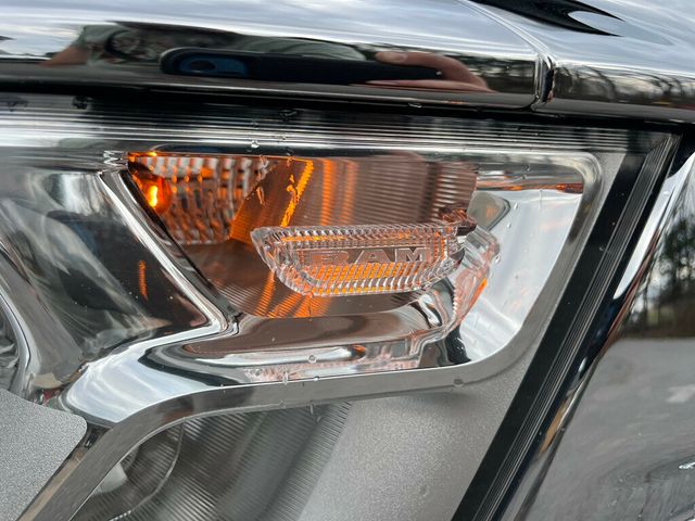 2019 Ram 1500 Big Horn 4x4 Crew Cab 5'7" Box - 23004073 - 8