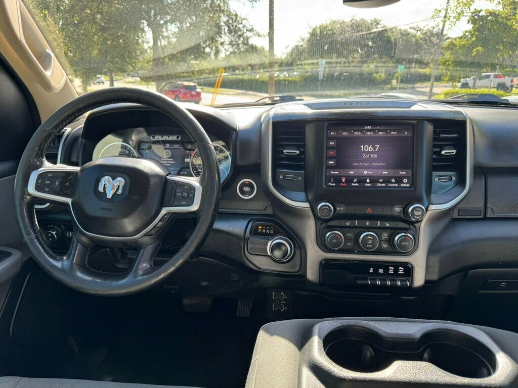 2019 Ram 1500 Big Horn 4x4 Crew Cab 6'4" Box - 22937596 - 4