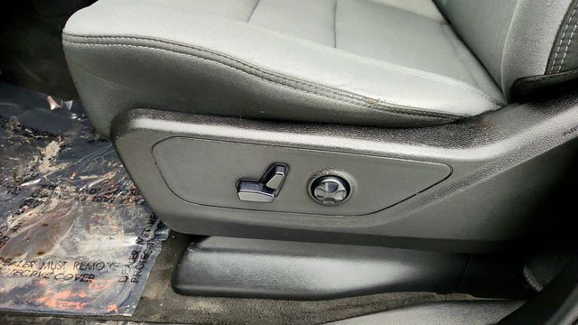 2019 Ram 1500 Big Horn 4x4 Crew Cab 6'4" Box - 23038384 - 10