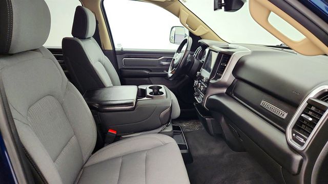 2019 Ram 1500 Big Horn 4x4 Crew Cab 6'4" Box - 23038384 - 23