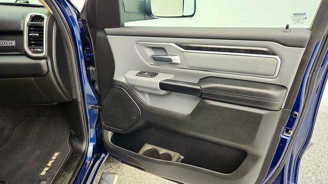 2019 Ram 1500 Big Horn 4x4 Crew Cab 6'4" Box - 23038384 - 25