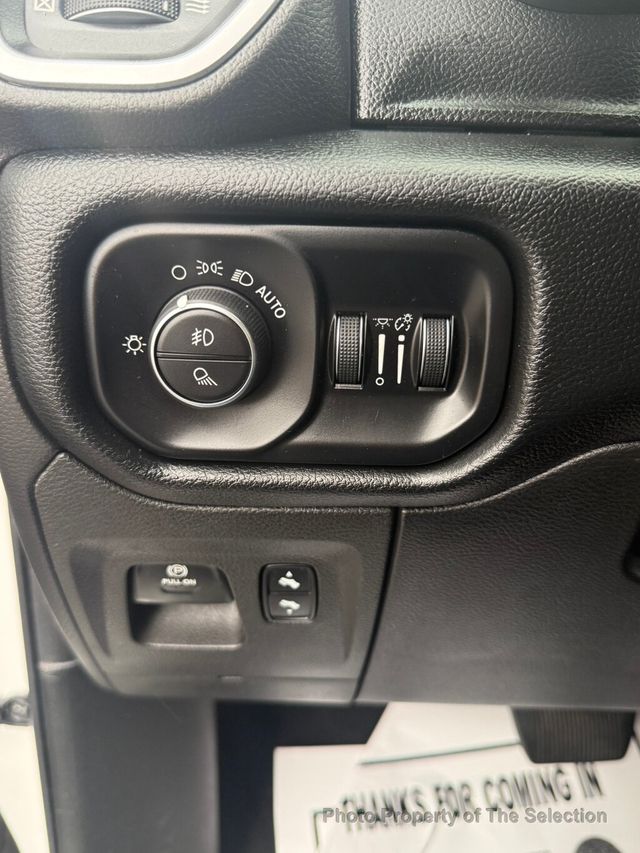 2019 Ram 1500 BIG HORN 4X4 QUAD CAB W/.LEVEL 2, HEMI & BLIND SPOT - 23035157 - 30