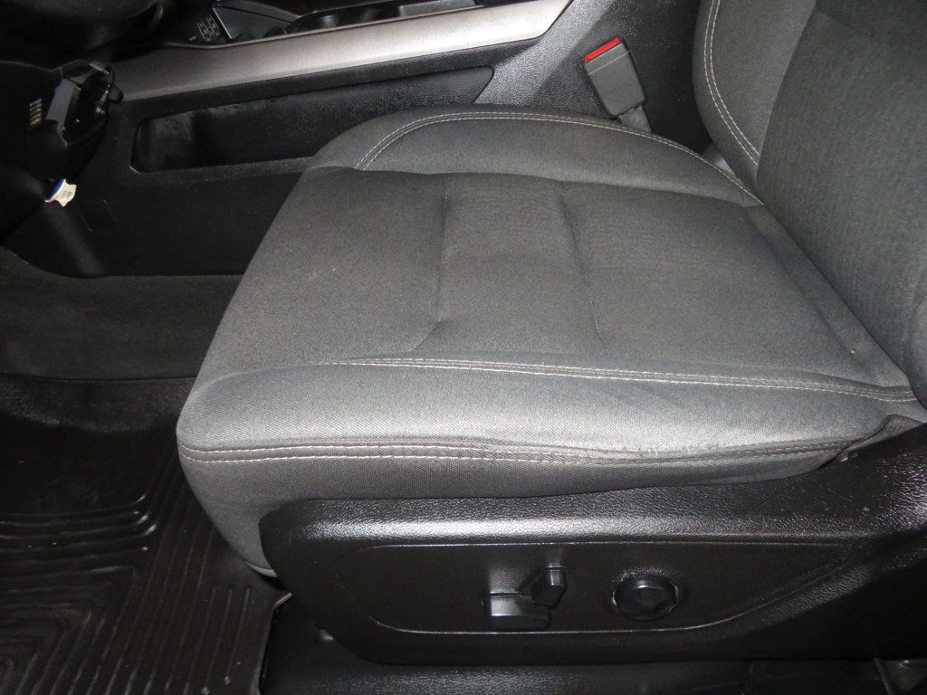 2019 Ram 1500 BIGHORN CREWCAB 4X4 HEMI EXTRA CLEAN  - 22920559 - 20