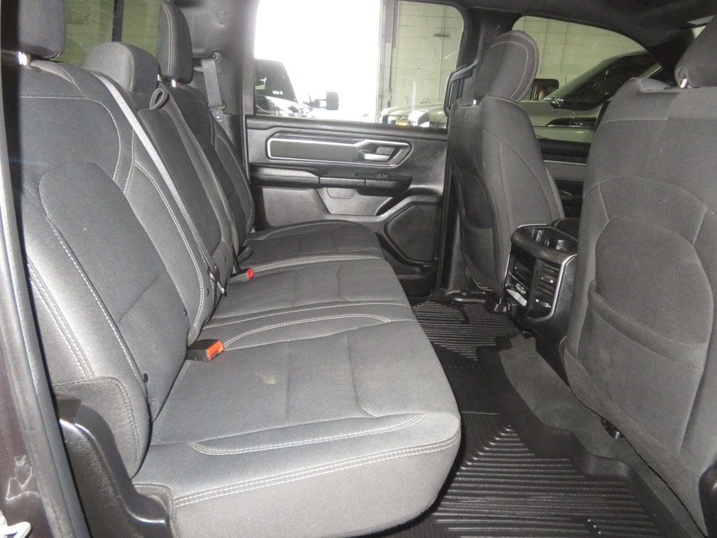 2019 Ram 1500 BIGHORN CREWCAB 4X4 HEMI EXTRA CLEAN  - 22920559 - 28