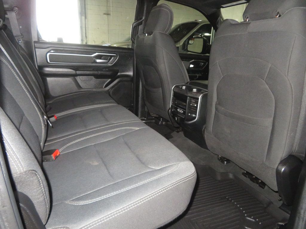 2019 Ram 1500 BIGHORN CREWCAB 4X4 HEMI EXTRA CLEAN  - 22920559 - 29