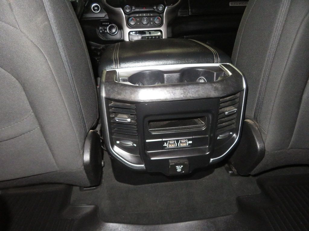2019 Ram 1500 BIGHORN CREWCAB 4X4 HEMI EXTRA CLEAN  - 22920559 - 37