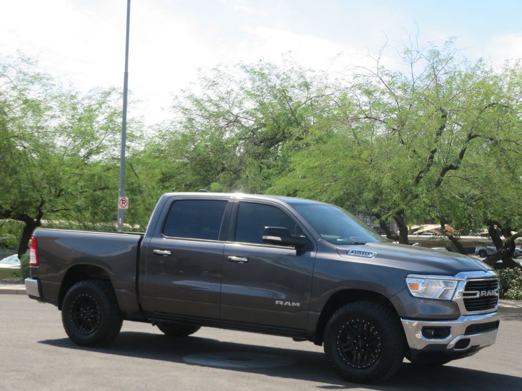 2019 Ram 1500 BIGHORN CREWCAB 4X4 HEMI EXTRA CLEAN  - 22920559 - 3