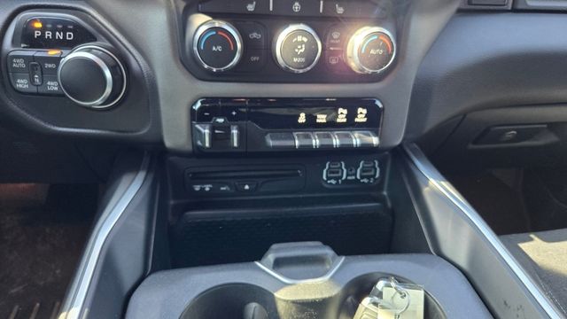 2019 Ram 1500 Big Horn Level 2 Night Edition - 22983360 - 17