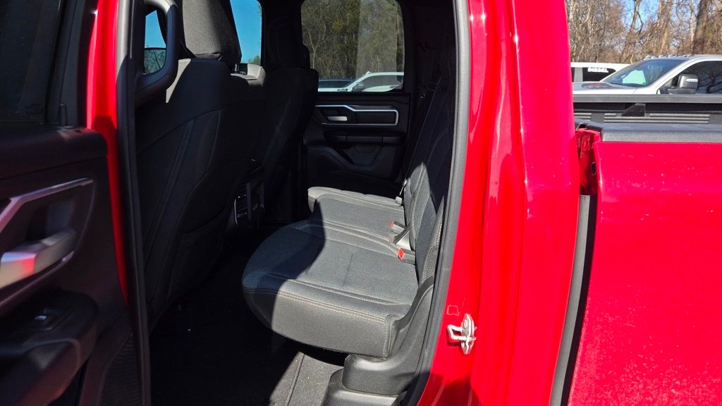 2019 Ram 1500 Big Horn Level 2 Night Edition - 22983360 - 22