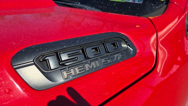 2019 Ram 1500 Big Horn Level 2 Night Edition - 22983360 - 8