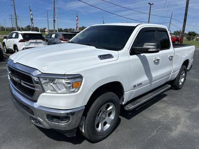 2019 Ram 1500 - 1C6RREBT4KN827675