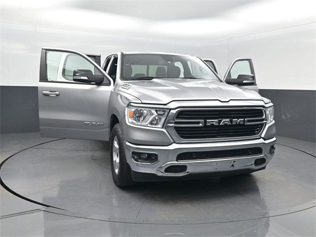 2019 Ram 1500 Big Horn/Lone Star 4x2 Quad Cab 6'4" Box - 22954818 - 40
