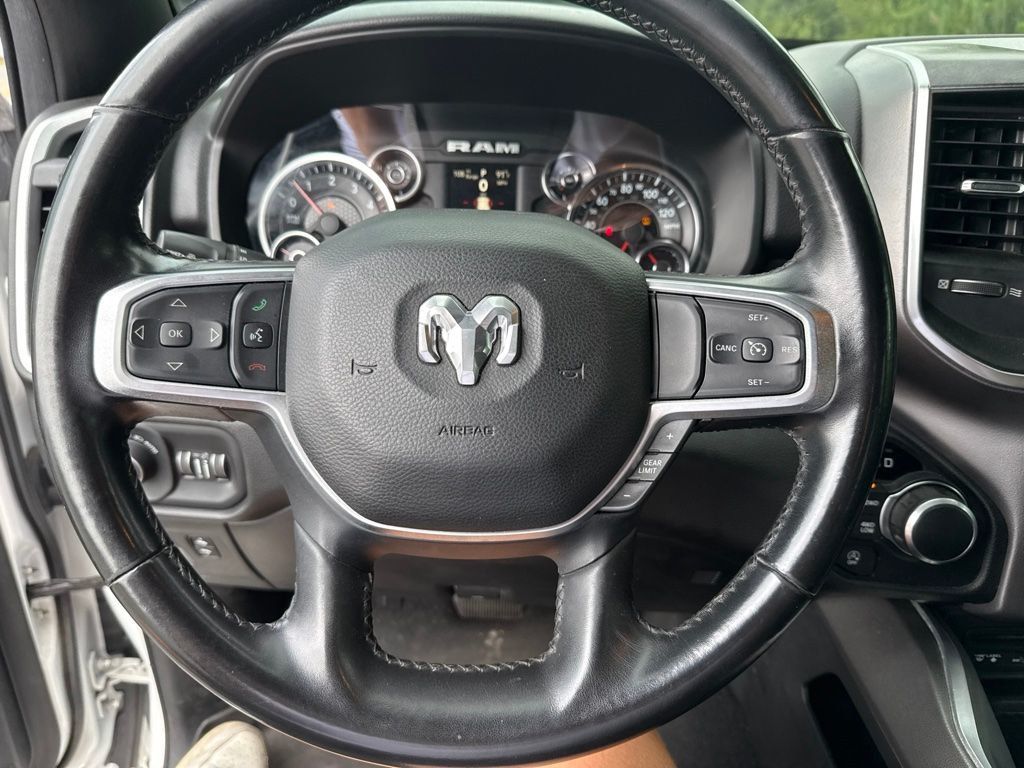 2019 Ram 1500 Big Horn/Lone Star 4x4 Crew Cab 5'7" Box - 23058486 - 13