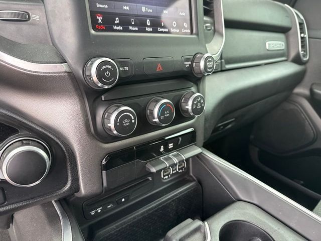 2019 Ram 1500 Big Horn/Lone Star 4x4 Crew Cab 5'7" Box - 23058486 - 18