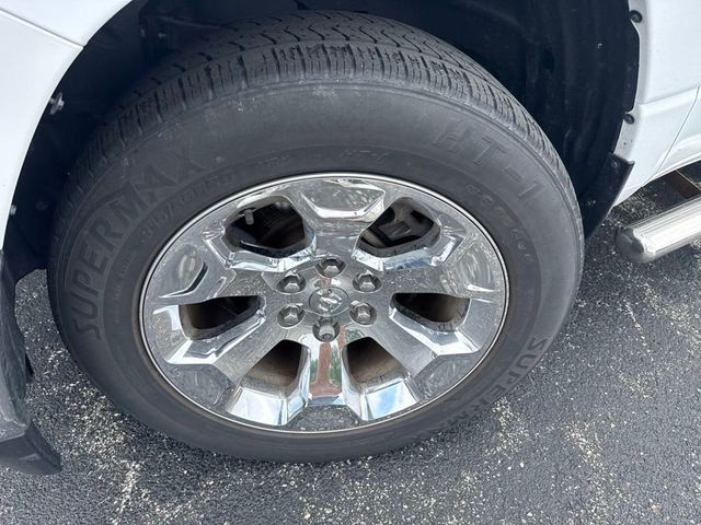 2019 Ram 1500 Big Horn/Lone Star 4x4 Crew Cab 5'7" Box - 23058486 - 1