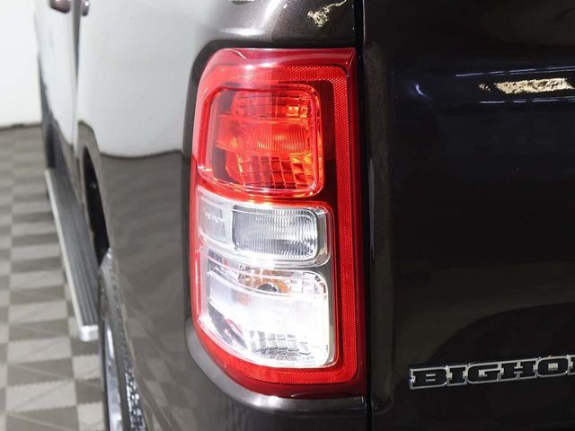 2019 Ram 1500 Big Horn/Lone Star 4x4 Crew Cab 5'7" Box - 22962043 - 10