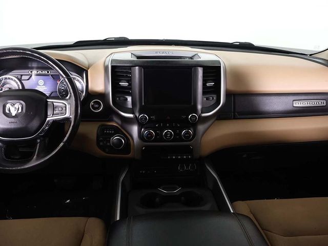 2019 Ram 1500 Big Horn/Lone Star 4x4 Crew Cab 5'7" Box - 22962043 - 32