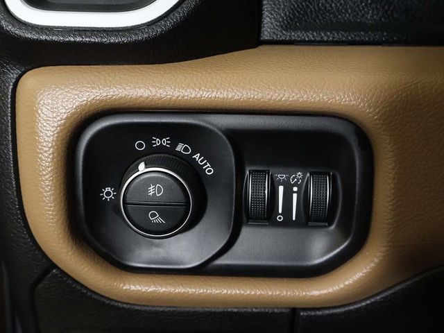 2019 Ram 1500 Big Horn/Lone Star 4x4 Crew Cab 5'7" Box - 22962043 - 34