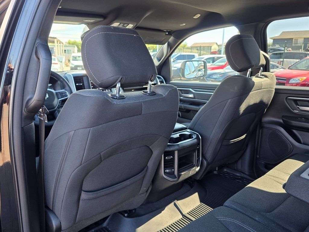 2019 Ram 1500 Big Horn/Lone Star 4x4 Crew Cab 5'7" Box - 22926863 - 16